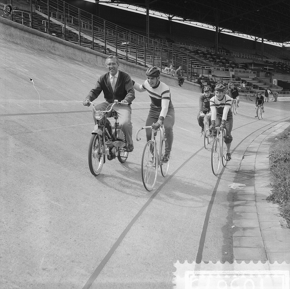 Illustration: Die wöchentliche Trainingsstruktur: Kombination von Kraft und spezifischem Training