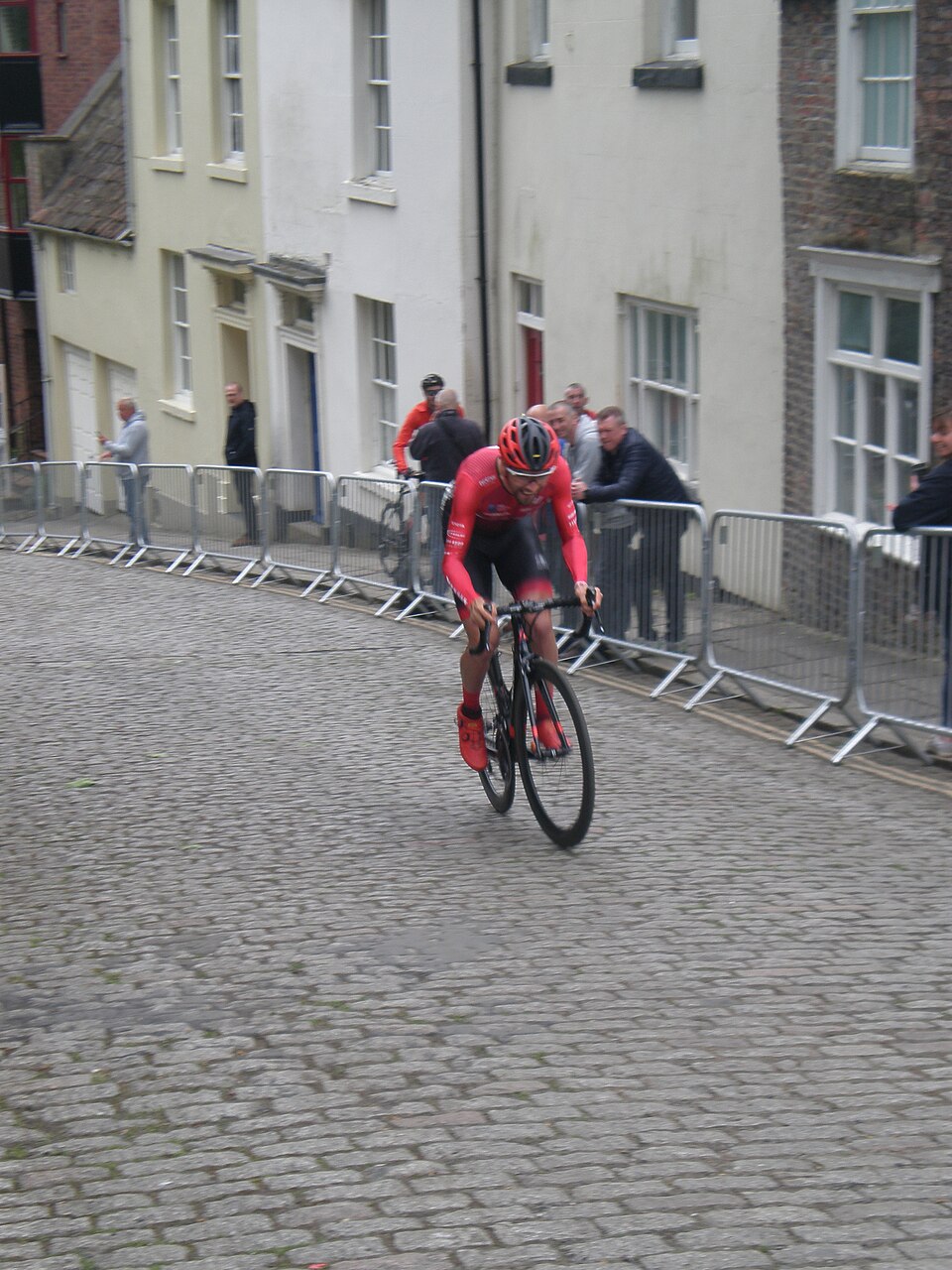 Illustration: Mentale Vorbereitung und Ernährung für lange Anstiege