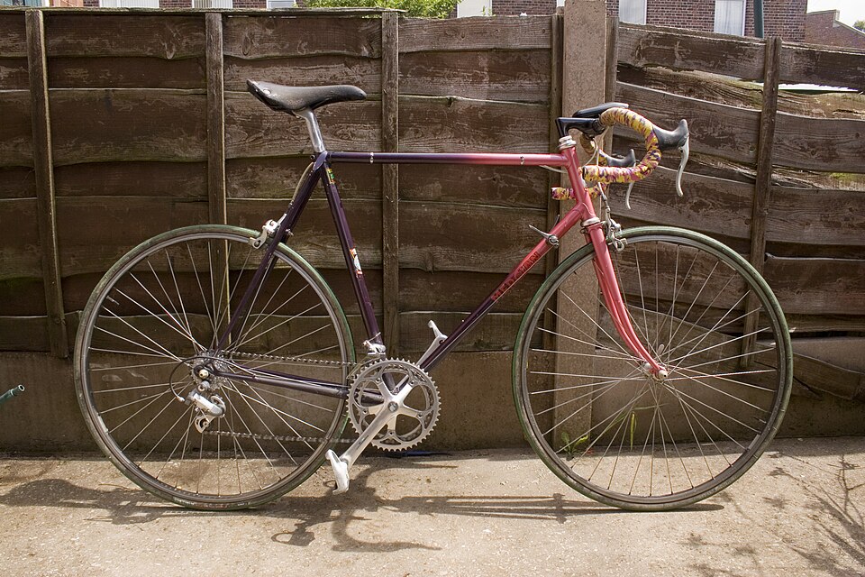 Illustration: Qualitäts-Komponenten: Welche Komponenten bieten das beste Preis-Leistungs-Verhältnis?