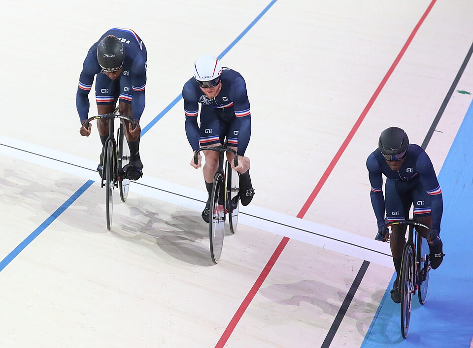 Illustration: Starttechnik und Antritte: Explosive Beschleunigung von 0 auf 70 km/h