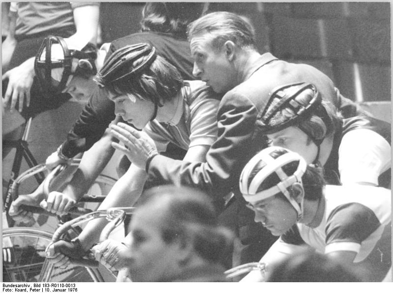 Illustration: Wie bereitest du dich optimal auf den stehenden Start vor?